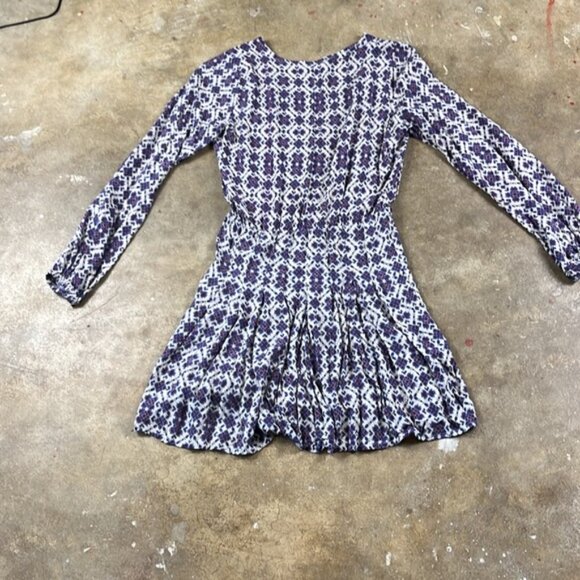 Brandy Melville Blue and White Geometric DressSize: Small - Picture 4 of 7